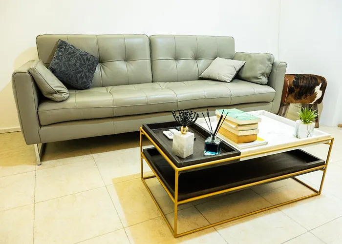 Br3 - Historic Gem In Holiday home