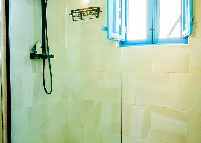 Br3 - Historic Gem In *