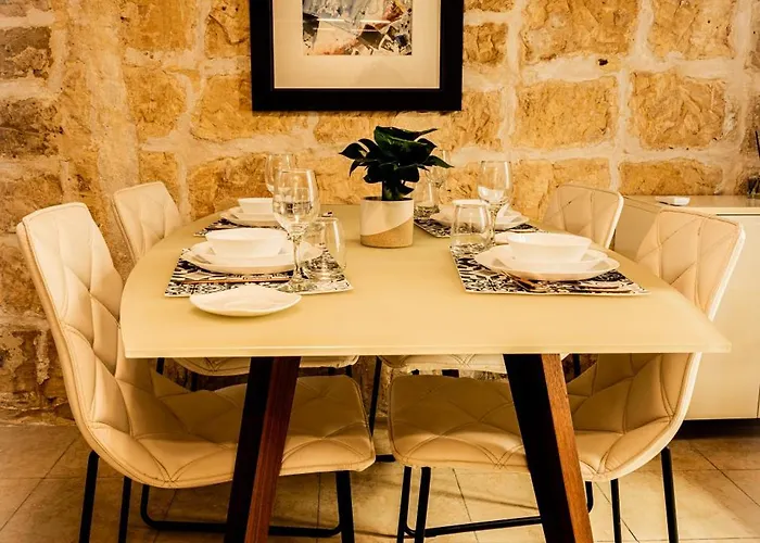 Br3 - Historic Gem In Cospicua